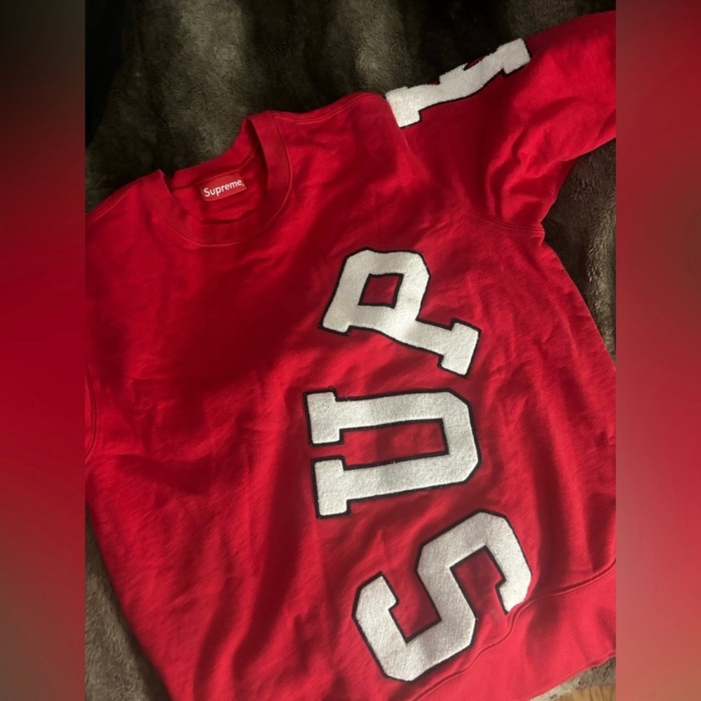 Supreme Crewneck